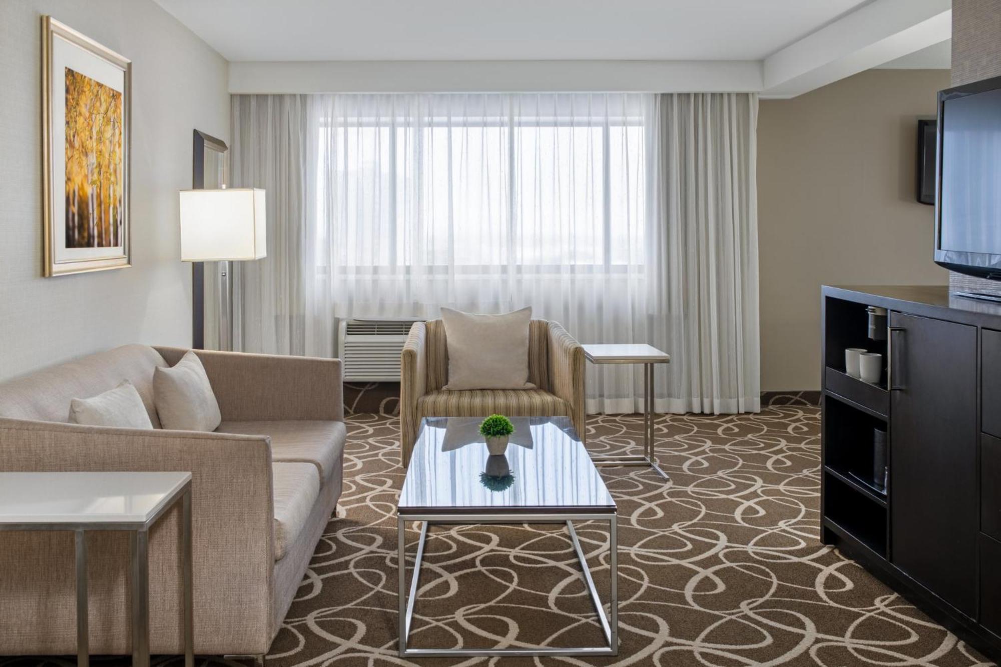 Crowne Plaza Kitchener-Waterloo By Ihg Ξενοδοχείο Εξωτερικό φωτογραφία